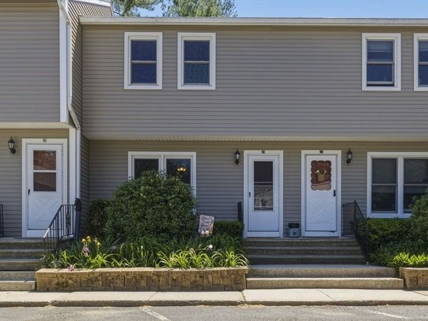 1430 Russell Rd, Unit 28, Westfield, MA 01085