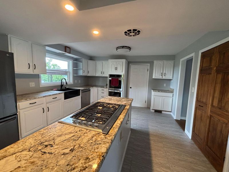 2185 N Columbus Street, Lancaster, OH 43130 Photo 11