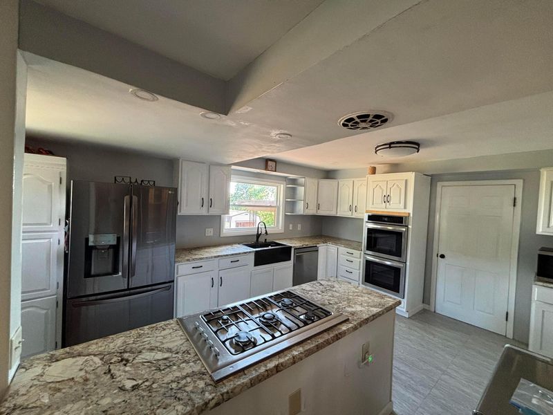 2185 N Columbus Street, Lancaster, OH 43130 Photo 13
