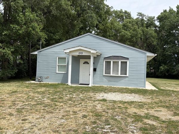 1313 N Bloomington Street, Streator, IL 61364