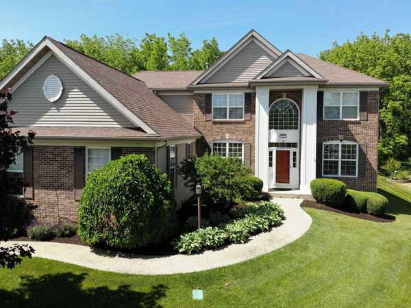 702 W Hampton Avenue, LOVES PARK, IL 61111