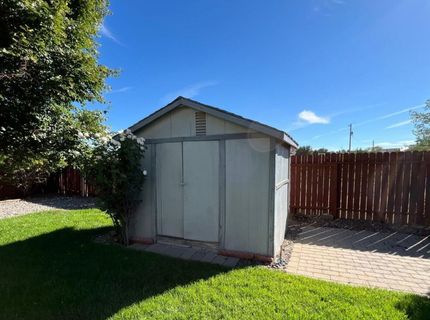 6460 Eskimo Drive, Sun Valley, NV 89433 Photo