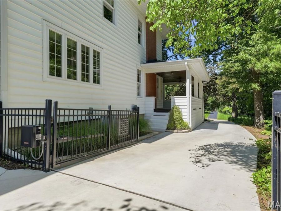 Property Image 82
