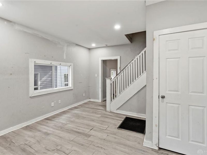 464-466 Dearborn Avenue, Dayton, OH 45417 Photo 8