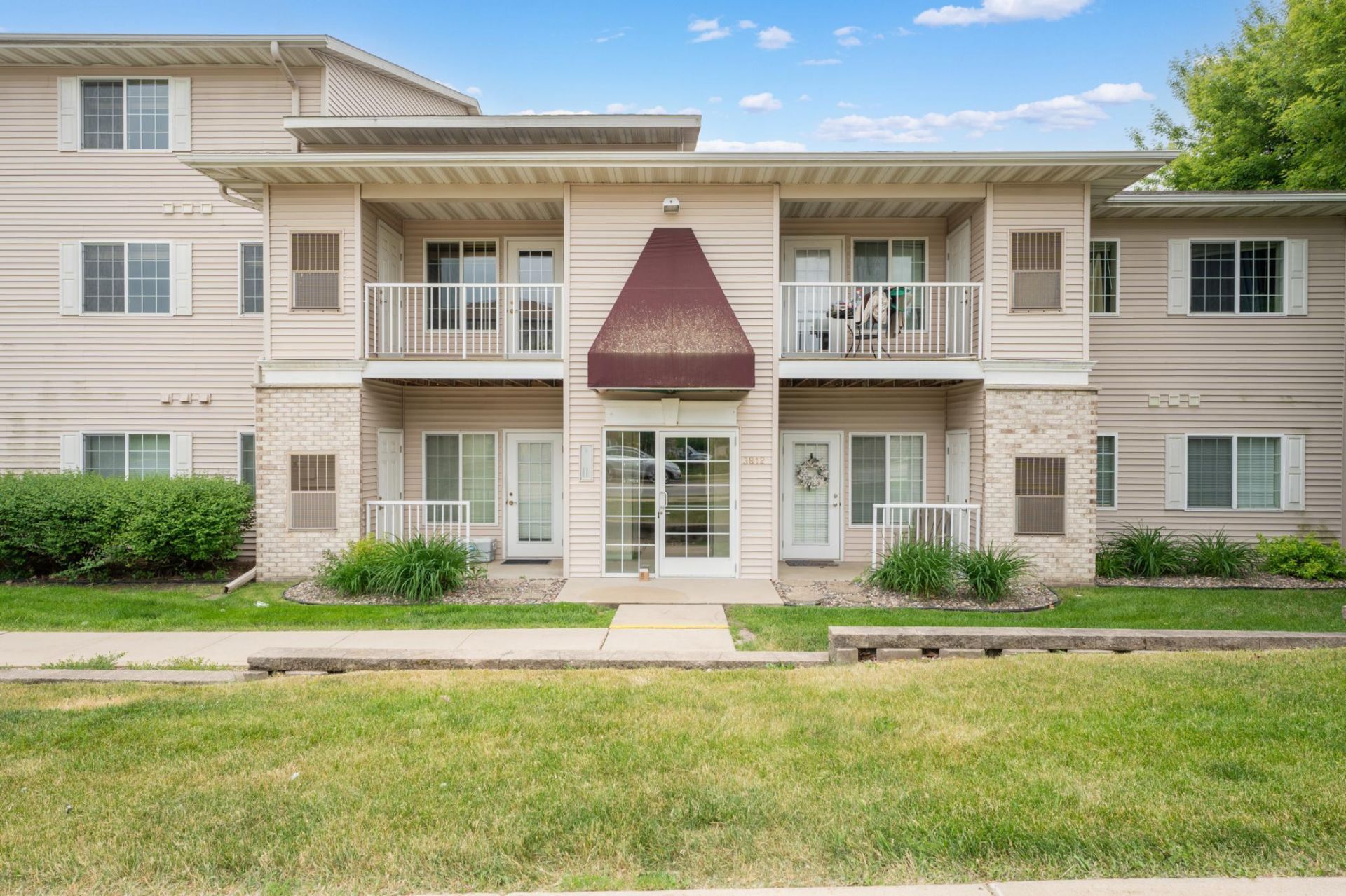 3812 9th Street Nw, Unit C, Rochester, MN 55901 Main Photo