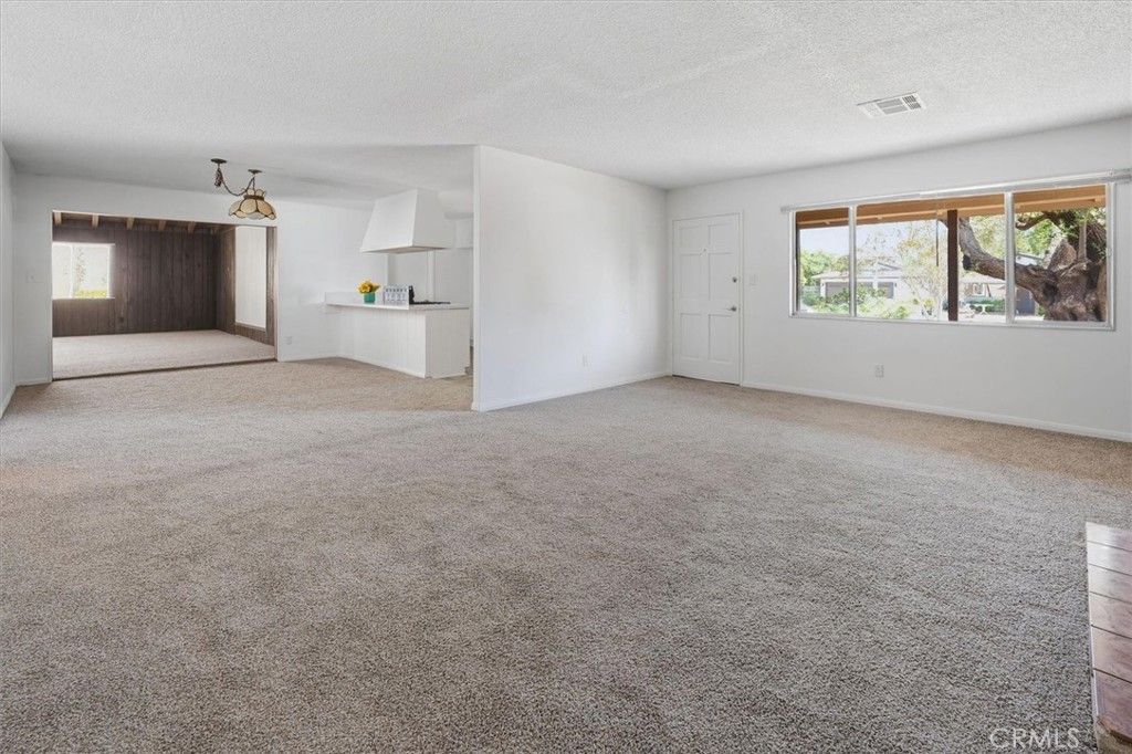 10609 Jimenez Street, Sylmar, CA 91342 Main Photo