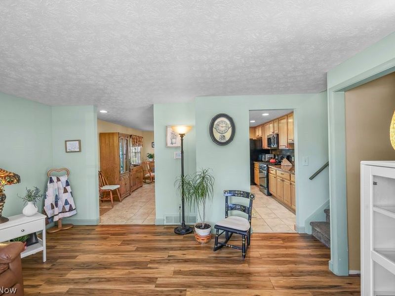 4994 Comanche Trail , Stow, OH 44224 Photo 9