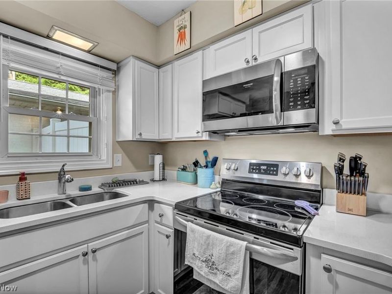 7 Meadowlawn Drive, Unit 7/7, Mentor, OH 44060 Photo 18