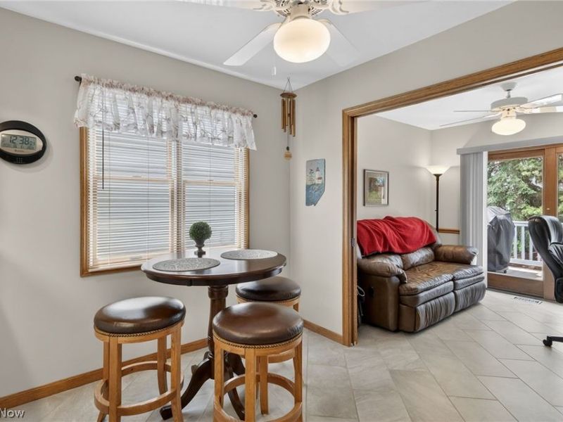 119 Barkwood Drive, Wadsworth, OH 44281 Photo 12