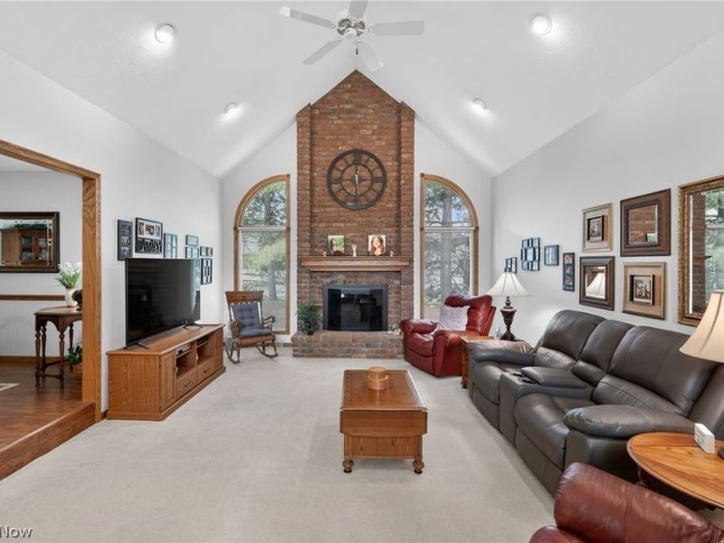 119 Barkwood Drive, Wadsworth, OH 44281 Photo 6