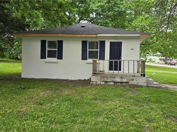 1114 Comstock Street, Chillicothe, MO 64601