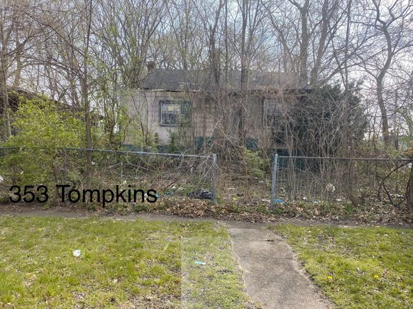353 Tompkins Street , Gary, IN 46406