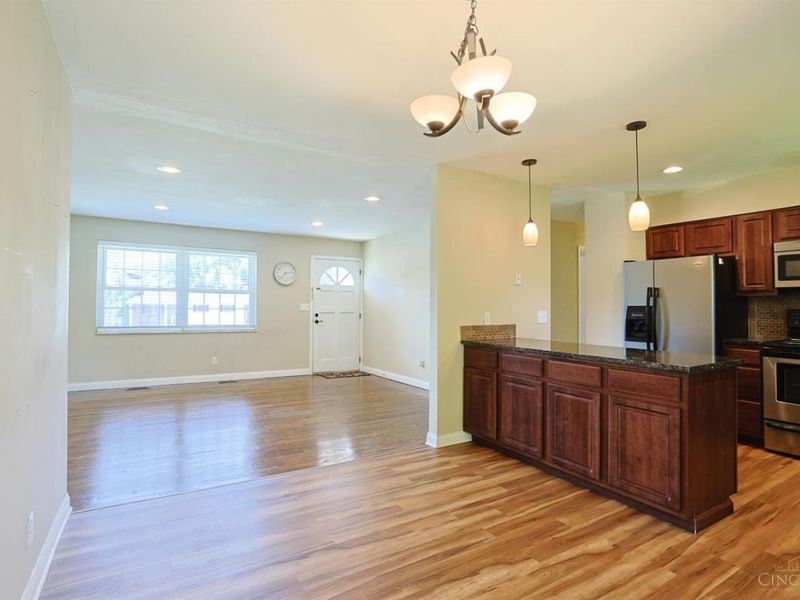 4022 Wildcherry Court, Green Township, OH 45248 Photo 10