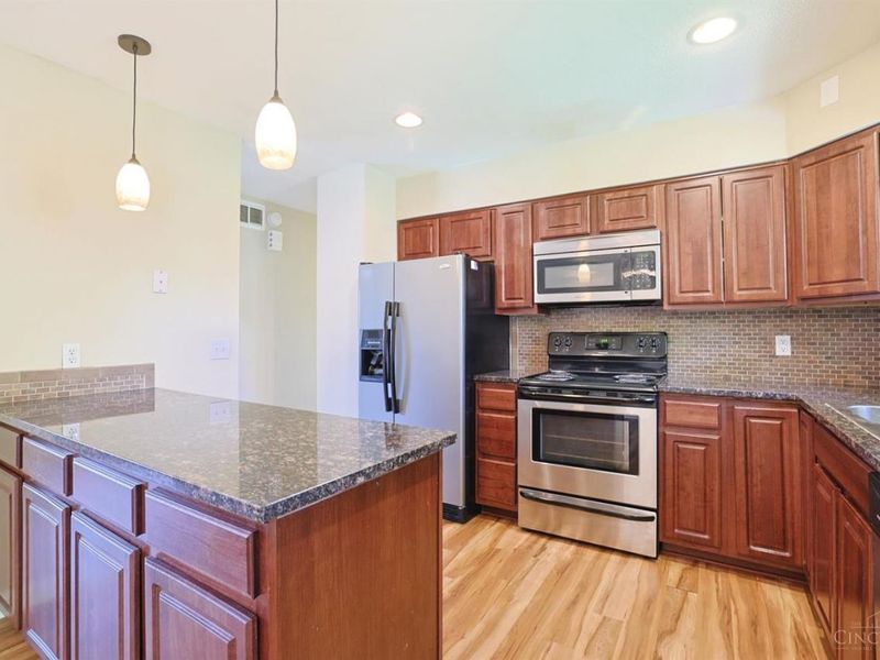 4022 Wildcherry Court, Green Township, OH 45248 Photo 12