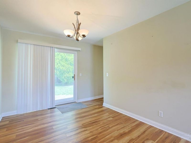 4022 Wildcherry Court, Green Township, OH 45248 Photo 8
