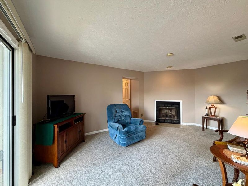 1572 Gelhot Drive, Unit 121, Fairfield, OH 45014 Photo 5