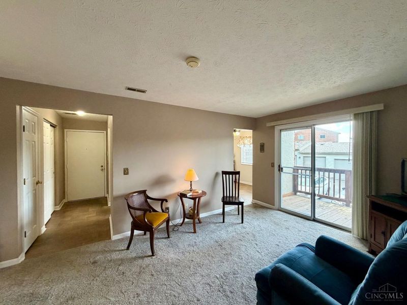 1572 Gelhot Drive, Unit 121, Fairfield, OH 45014 Photo 7