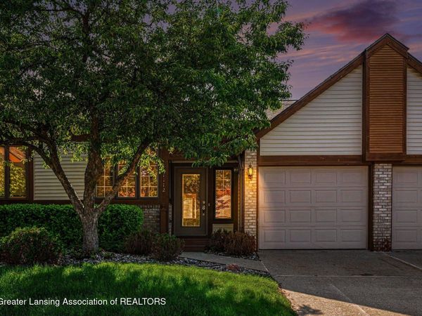 1112 Summergreen Lane, Lansing, MI 48917