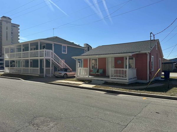 205 5th Ave. S , North Myrtle Beach, SC 29582