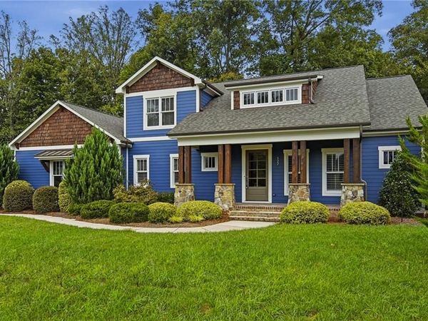 527 Lissara Lodge Drive, Lewisville, NC 27023