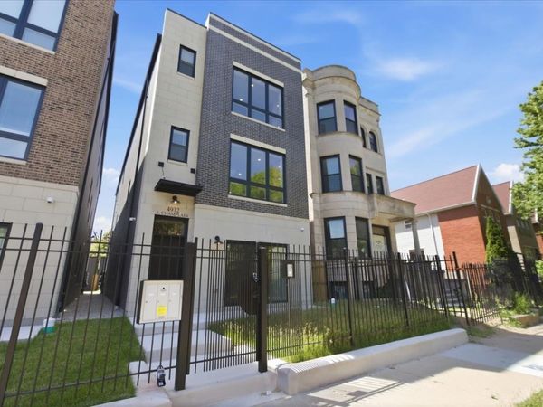 4932 S Champlain Avenue, Unit 2, Chicago, IL 60615