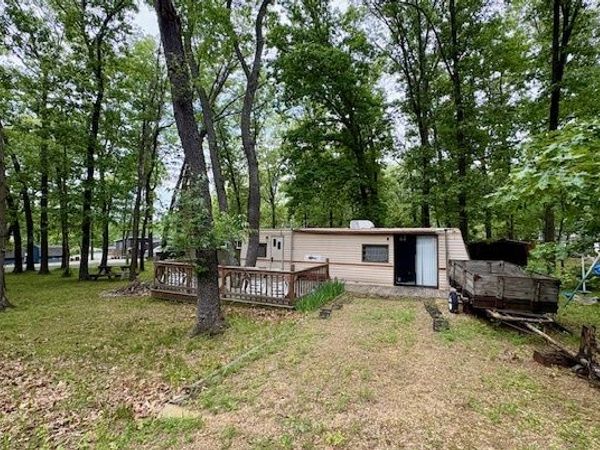 10/40 Woodhaven , Sublette, IL 61367
