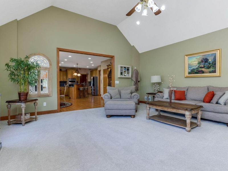 13715 Violet Meadows Boulevard, Pickerington, OH 43147 Photo 28