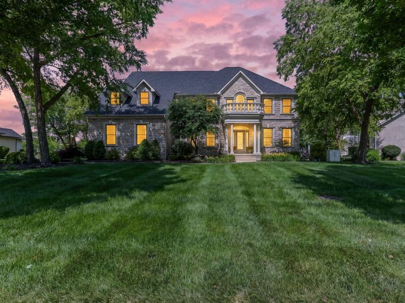 13715 Violet Meadows Boulevard, Pickerington, OH 43147 Photo 3