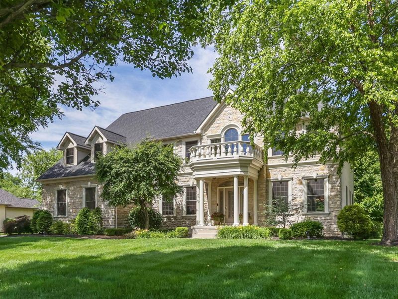 13715 Violet Meadows Boulevard, Pickerington, OH 43147 Photo 4