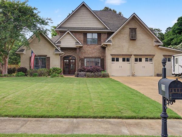 111 Oakmont, Starkville, MS 39759