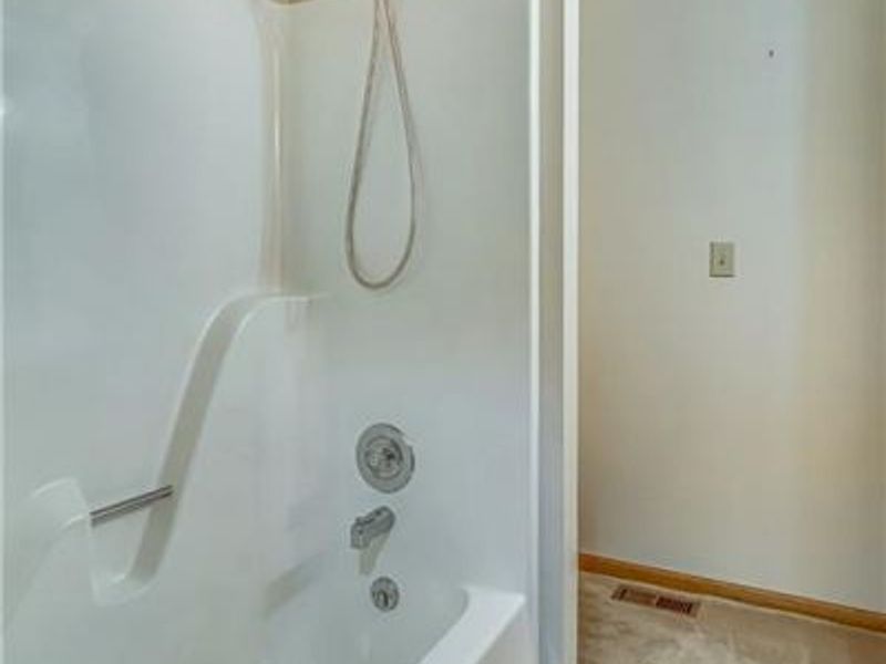 1741 Loch Ness Court, Beavercreek, OH 45432 Photo 13