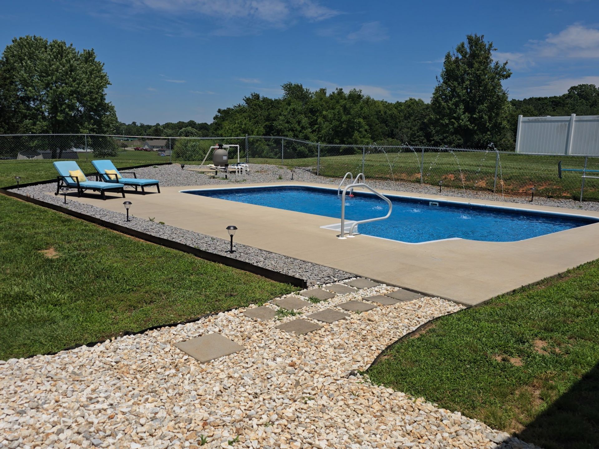 1087 Heatherwood Rd , Pleasant View, TN 37146 Main Photo