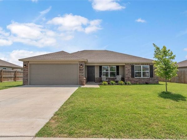 2812 Murphy Street , Pea Ridge, AR 72751