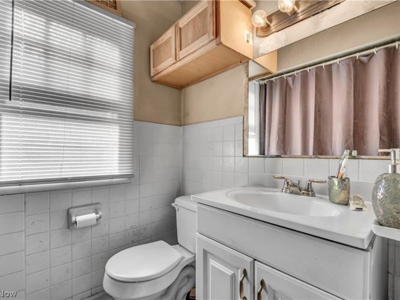 4932 E 110th Street , Garfield Heights, OH 44125 Photo 17