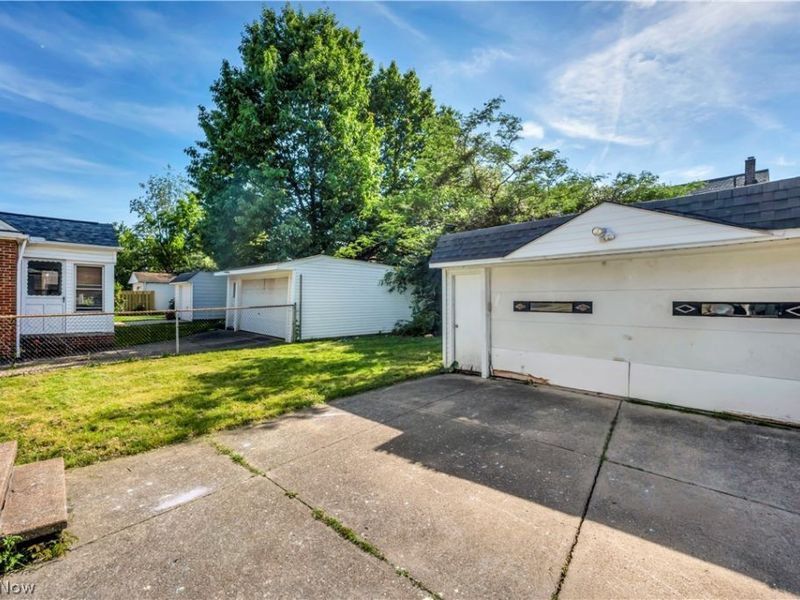 4932 E 110th Street , Garfield Heights, OH 44125 Photo 31