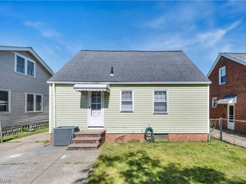 4932 E 110th Street , Garfield Heights, OH 44125 Photo 33