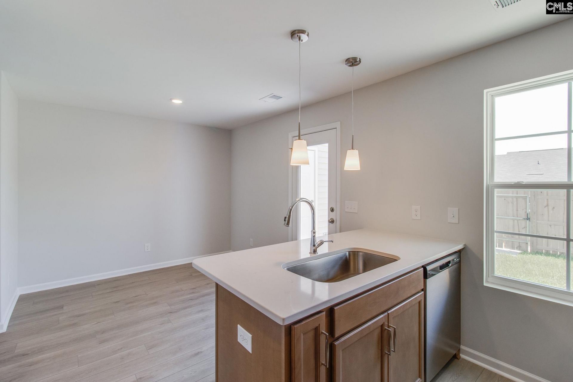 3074 Harborview Drive Photo 12