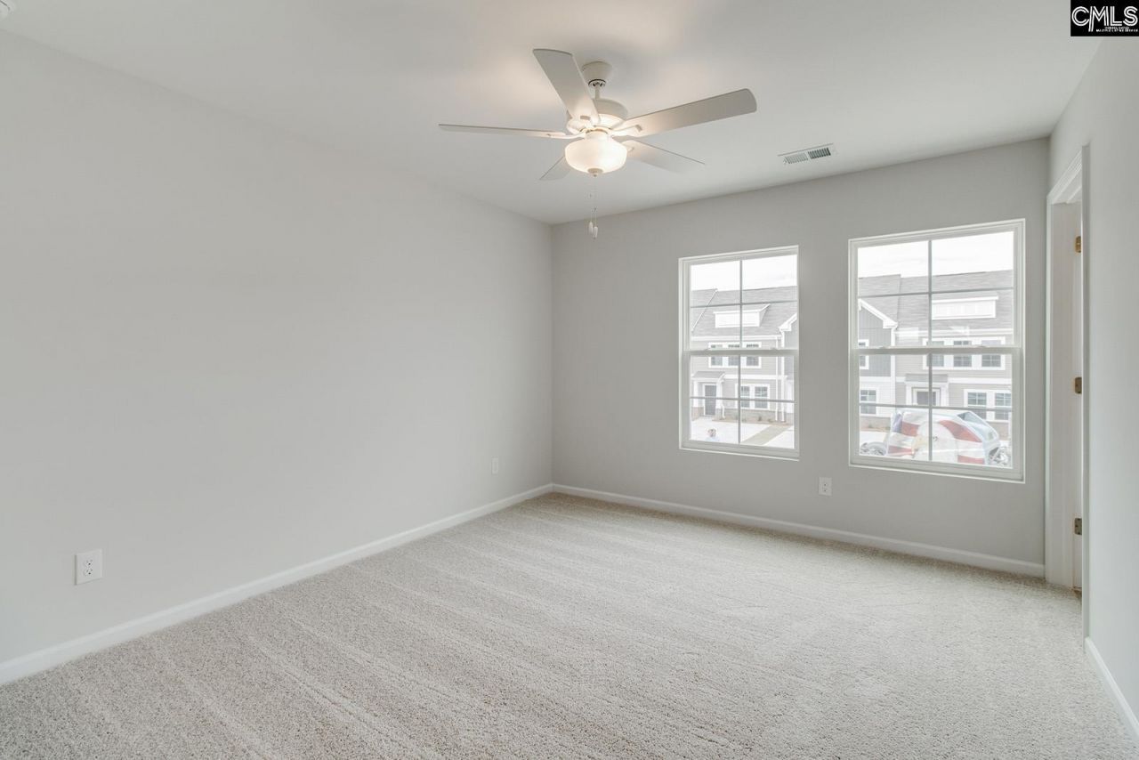 3074 Harborview Drive  Photo 15