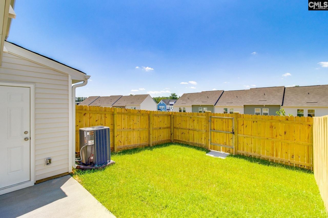 3074 Harborview Drive Photo 27