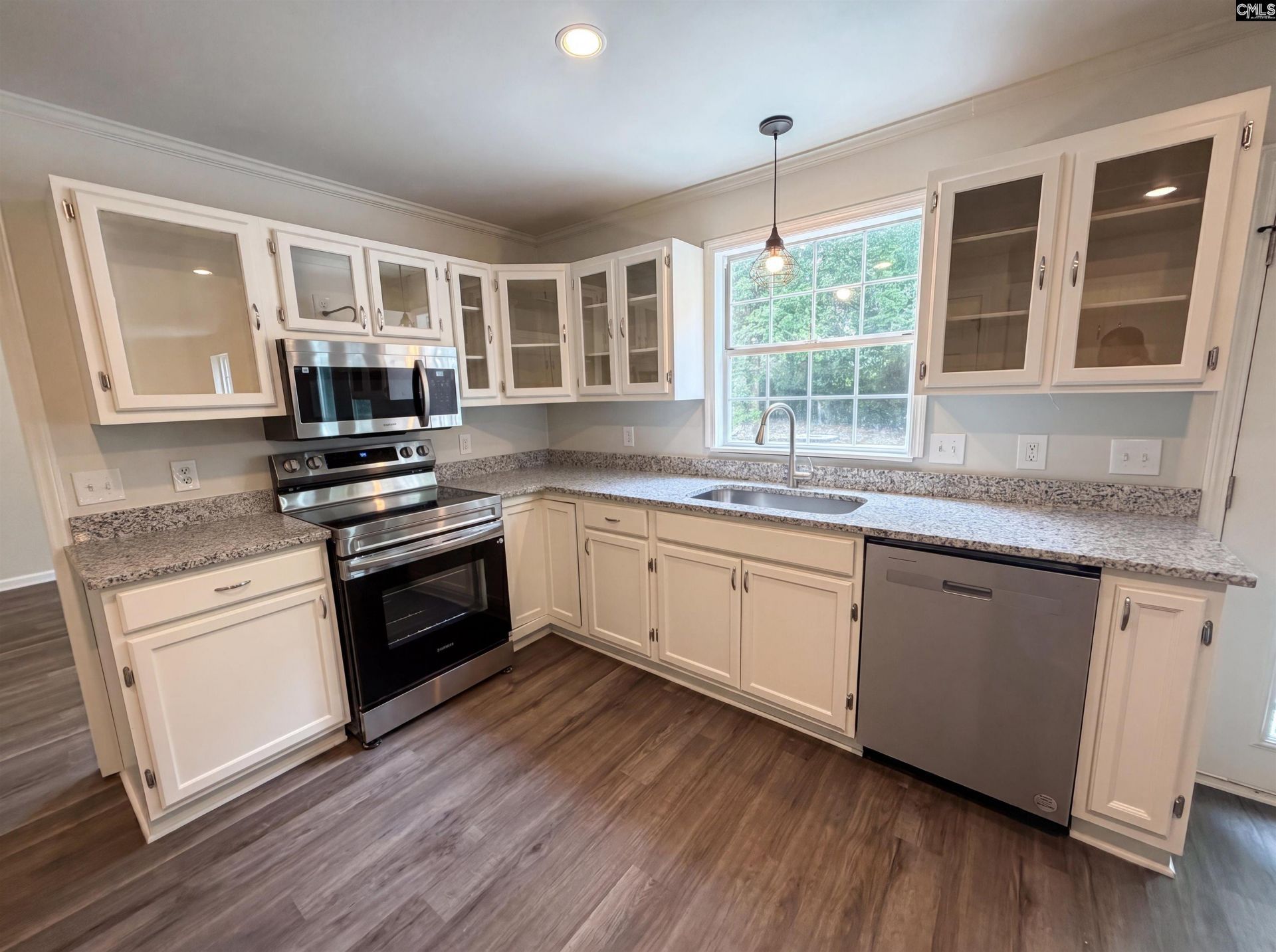 142 Silvermill Road  Photo 12