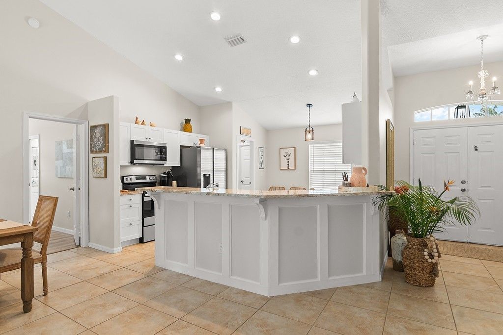 4820 48th Avenue, Vero Beach, FL 32967 Photo