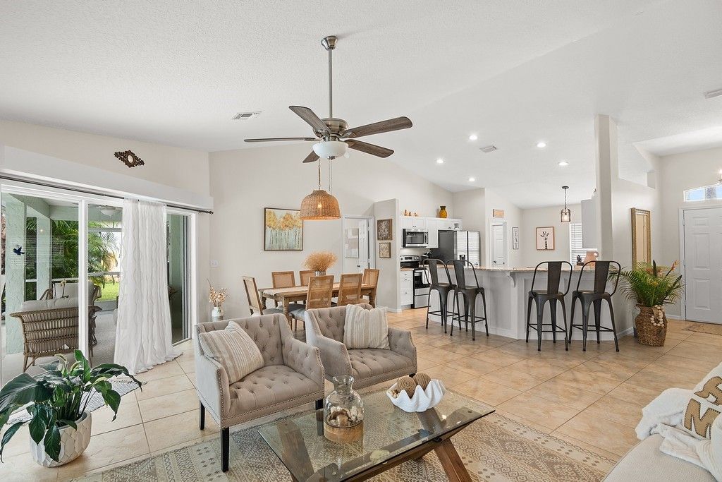 4820 48th Avenue, Vero Beach, FL 32967 Photo
