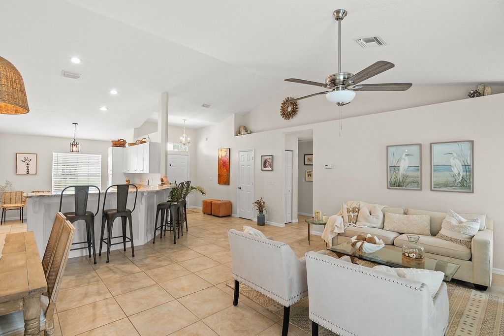 4820 48th Avenue, Vero Beach, FL 32967 Photo