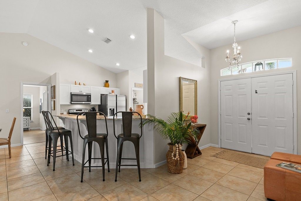 4820 48th Avenue, Vero Beach, FL 32967 Photo