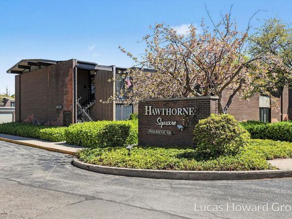 815 S Despelder Street, Unit 5, Grand Haven, MI 49417
