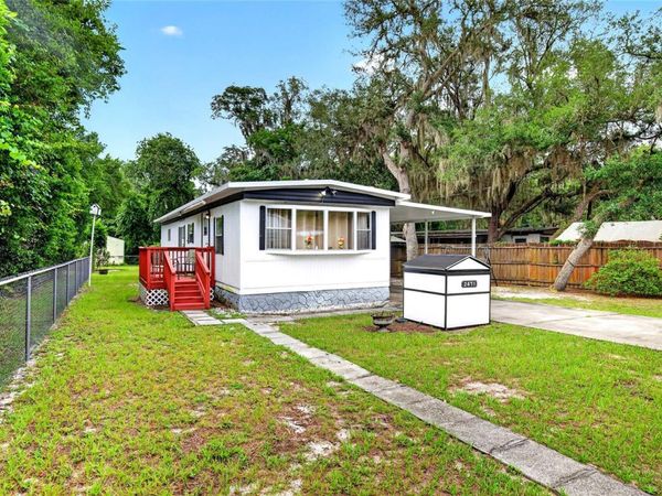 2471 SE 185TH TERRACE, OCKLAWAHA, FL 32179