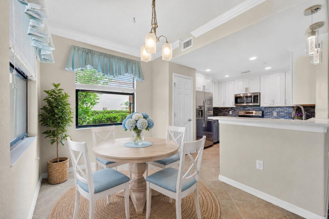 20151 Ragazza Circle E, Unit 102, Venice, FL 34293 Photo