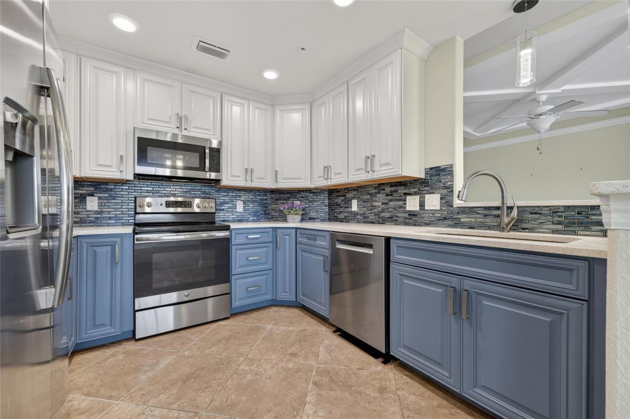 20151 Ragazza Circle E, Unit 102, Venice, FL 34293 Photo