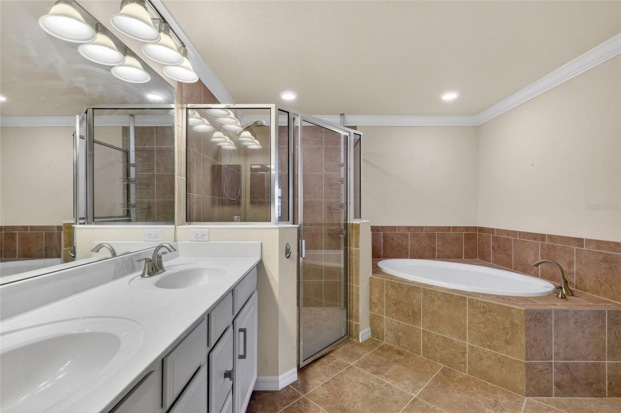 20151 Ragazza Circle E, Unit 102, Venice, FL 34293 Photo