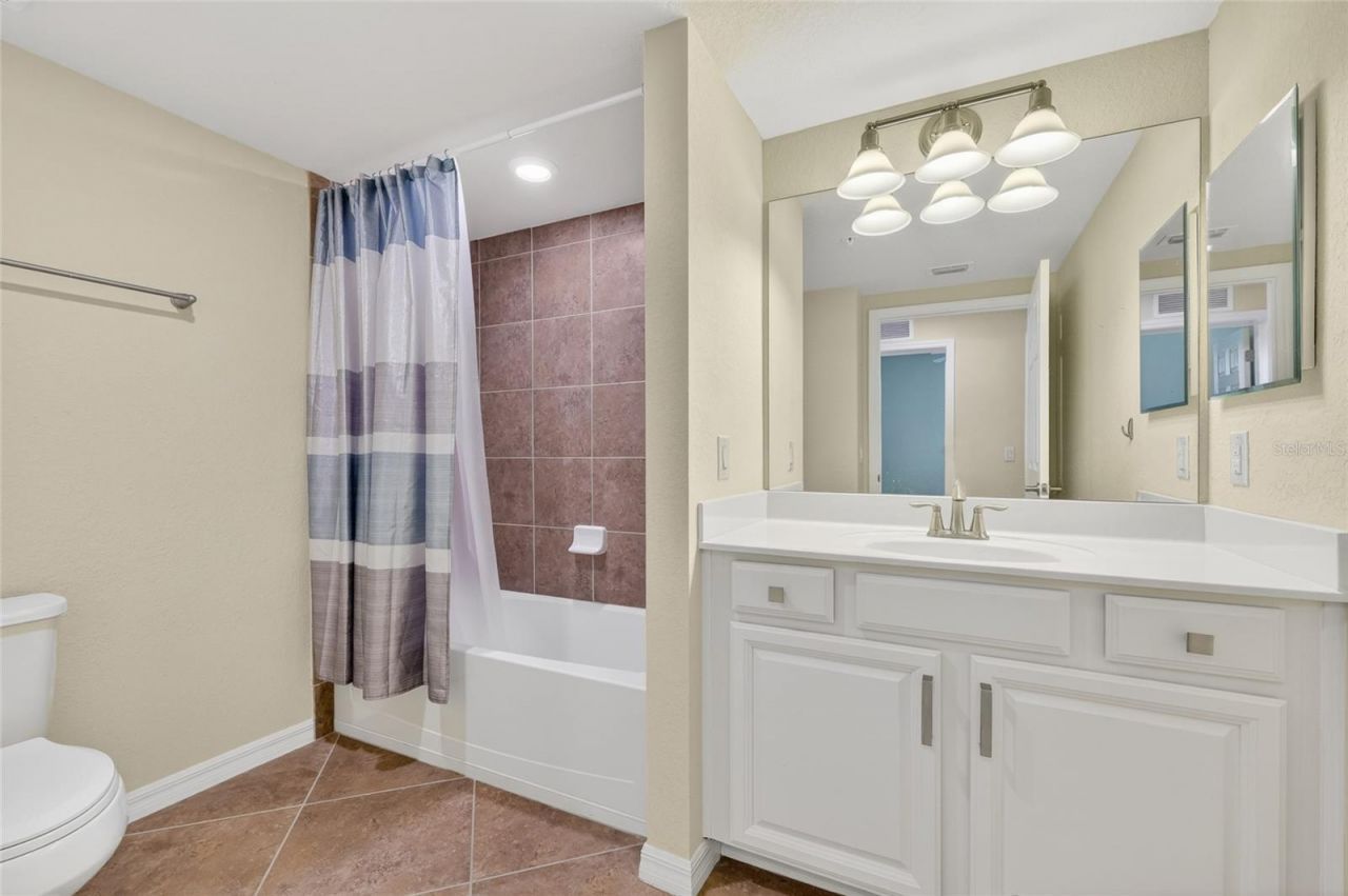20151 Ragazza Circle E, Unit 102, Venice, FL 34293 Photo